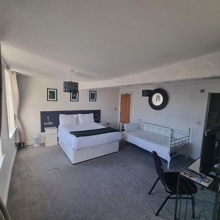 The White Hart Hotel Uttoxeter Eksteriør bilde